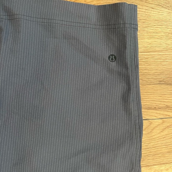 Two pairs of lululemon men’s 32 shorts - Picture 4 of 6